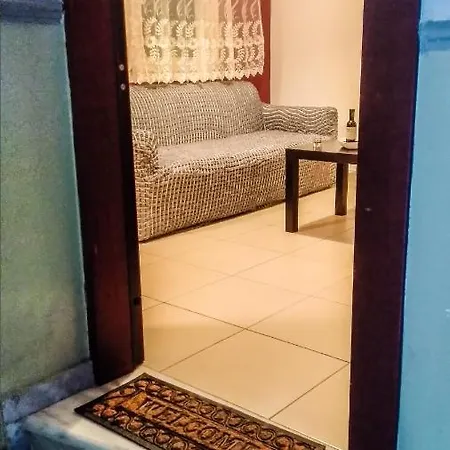 Apartment Alexandros *