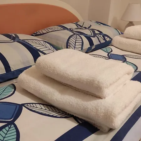 Alexandros Lägenhet